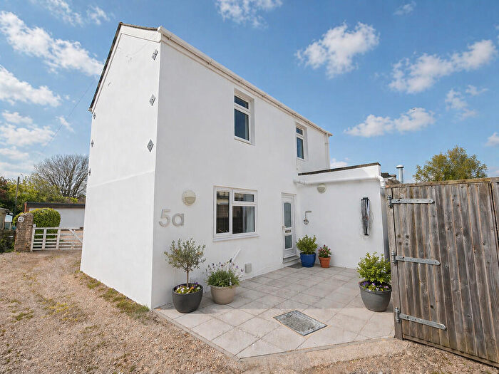 2 Bedroom Cottage For Sale In Southview Road, Southwick, BN42