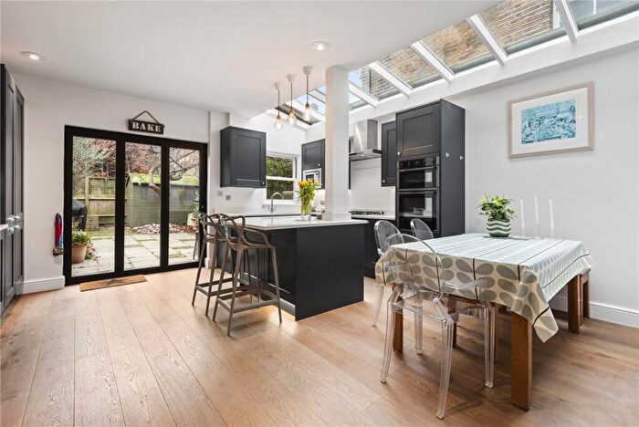 4 Bedroom Terraced House For Sale In Rudloe Road, London, SW12