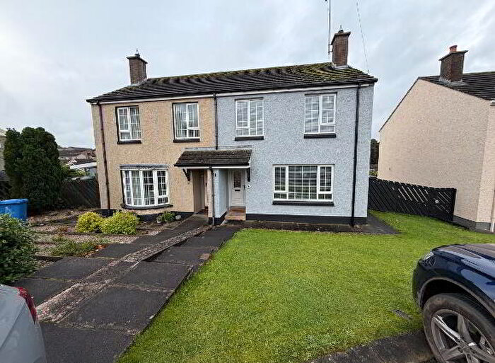 3 Bedroom Semi-Detached House For Sale In Corcreevy Court, Fivemiletown, BT75