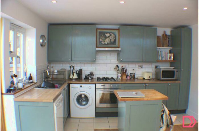 4 Bedroom End Of Terrace House To Rent In Chobham Road, Stratford, London, E15