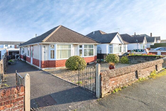3 Bedroom Bungalow For Sale In Walton Road, Poole, Dorset, BH15
