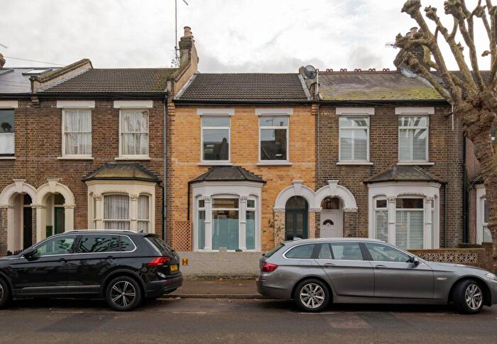 3 Bedroom Terraced House For Sale In Malvern Road, Leytonstone, London, E11