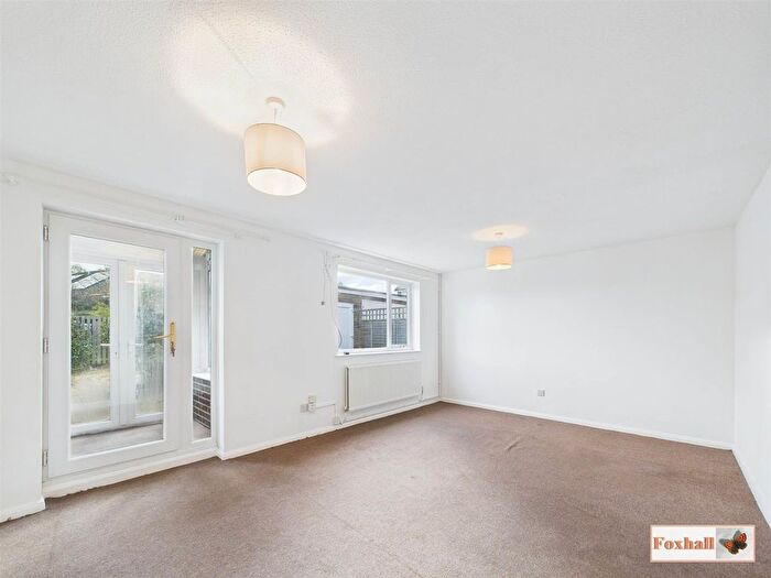 3 Bedroom Property For Sale In Barhams Way, Wickham Market, Woodbridge, IP13