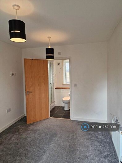 4 Bedroom Terraced House To Rent In Waterstone Way, Greenhithe, DA9