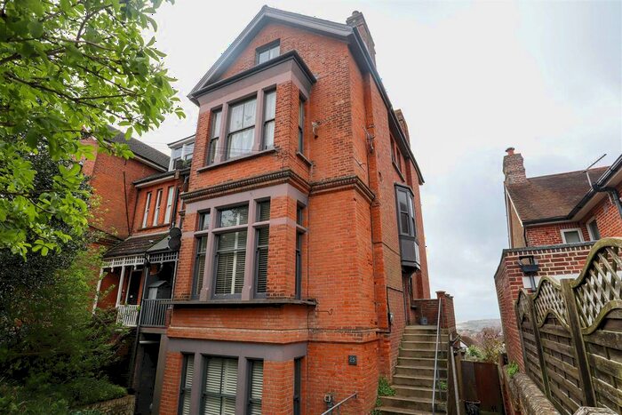 2 Bedroom Flat To Rent In Albany Road, St. Leonards-On-Sea, TN38