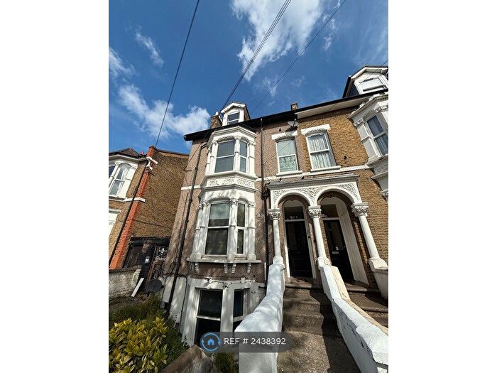 1 Bedroom Flat To Rent In Earlham Grove, London, E7