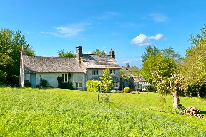 3 Bedroom Detached House For Sale In West Street, Corfe Castle, BH20