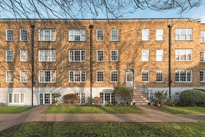 2 Bedroom Flat To Rent In John Spencer Square, London, N1