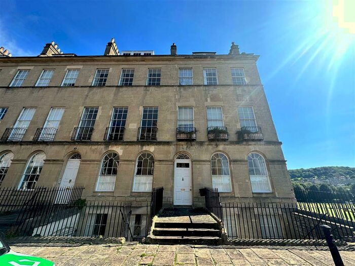 1 Bedroom Apartment To Rent In Johnstone Street, Bath, BA2