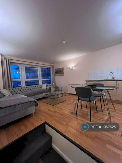 1 Bedroom Flat To Rent In The Vista Building, London, SE18