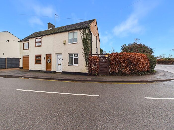 2 Bedroom End Of Terrace House For Sale In Park Lane, Whittlesey, PE7