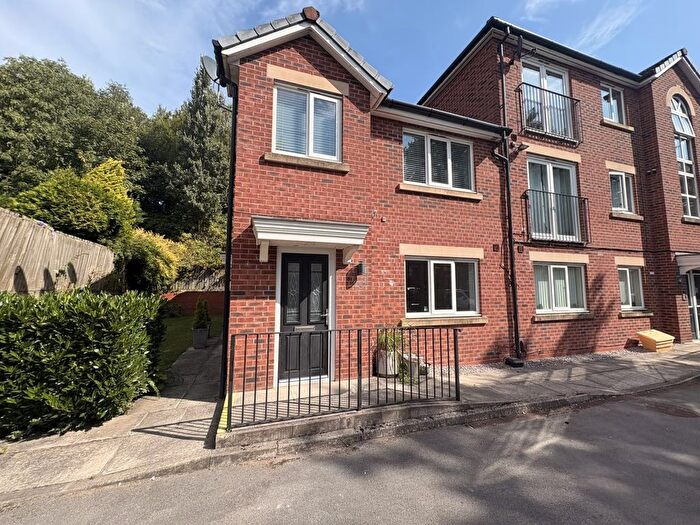 2 Bedroom Flat To Rent In Neville St, Platt Bridge, WN2