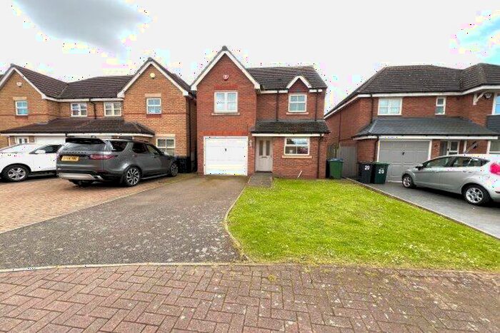 3 Bedroom Detached House To Rent In St. Christopher Drive, Wednesbury, WS10