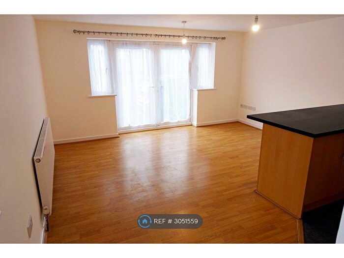 1 Bedroom Flat To Rent In Dale Street, Smethwick, B66