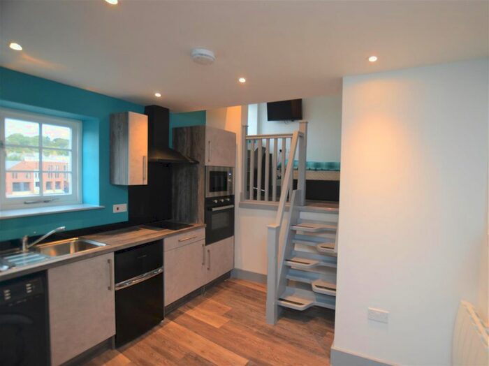 1 Bedroom Flat To Rent In Silver Street, Durham, DH1