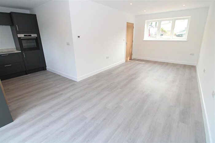 3 Bedroom End Terrace House For Sale In Cross Keys, Bearsted, ME14