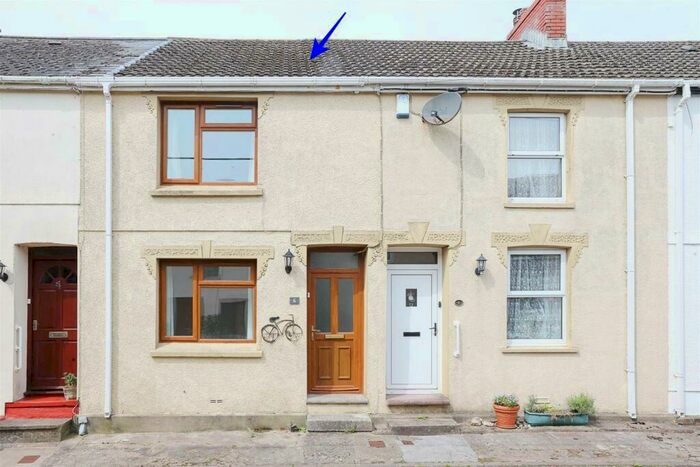 2 Bedroom Terraced House For Sale In Y Croft, Llansaint, Kidwelly, SA17