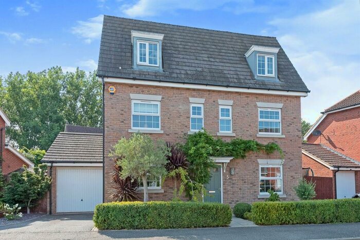 6 Bedroom Detached House To Rent In Bilberry Close, Red Lodge, Bury St. Edmunds, IP28