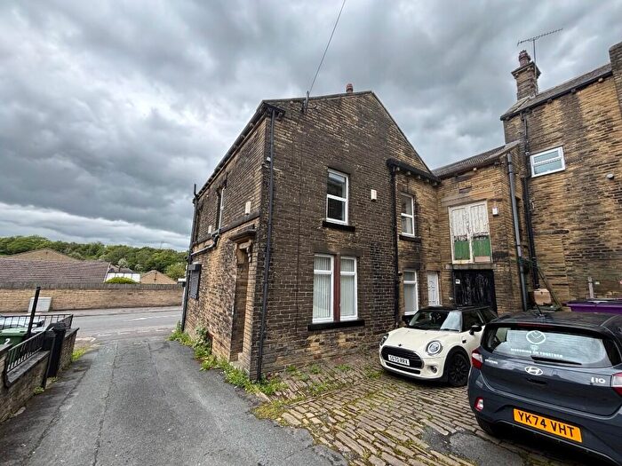 2 Bedroom Terraced House For Sale In Back North Street, Bradford, West Yorkshire, BD12
