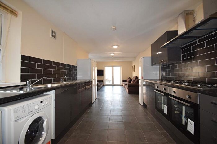 10 Bedroom House To Rent In Woodville Road, Cathays, CF24