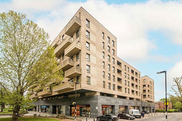 2 Bedroom Flat To Rent In Bollo Bridge Road, Acton, W3