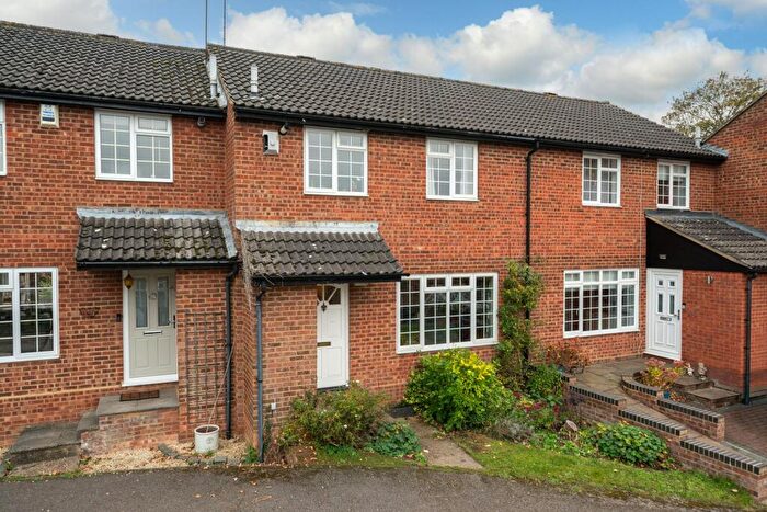 3 Bedroom Terraced House For Sale In Farrer Top, Markyate, AL3