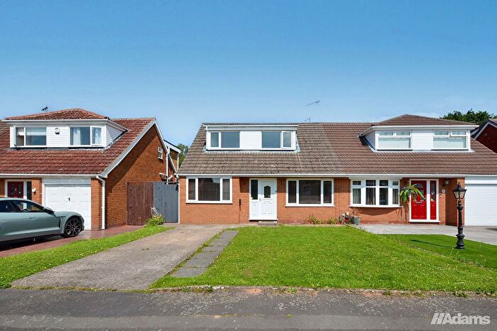 3 Bedroom Semi Detached House For Sale In Malpas Road, Higher Runcorn, WA7