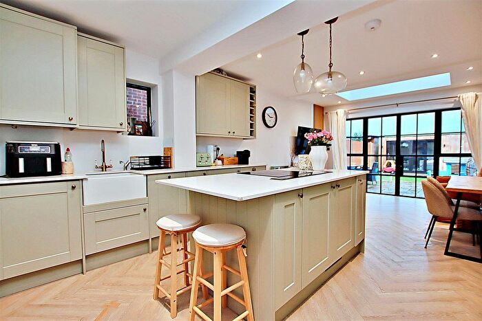 3 Bedroom Semi-Detached House For Sale In Bullhead Road, Borehamwood, WD6