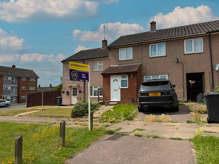 3 Bedroom Property For Sale In Purcell Road, Luton, LU4
