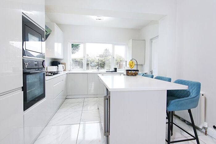 5 Bedroom Detached House For Sale In Craigentinny Road, Edinburgh, EH7