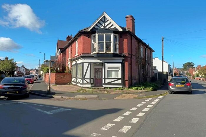 5 Bedroom Detached House For Sale In Clifton Street, Old Quarter, Stourbridge, DY8