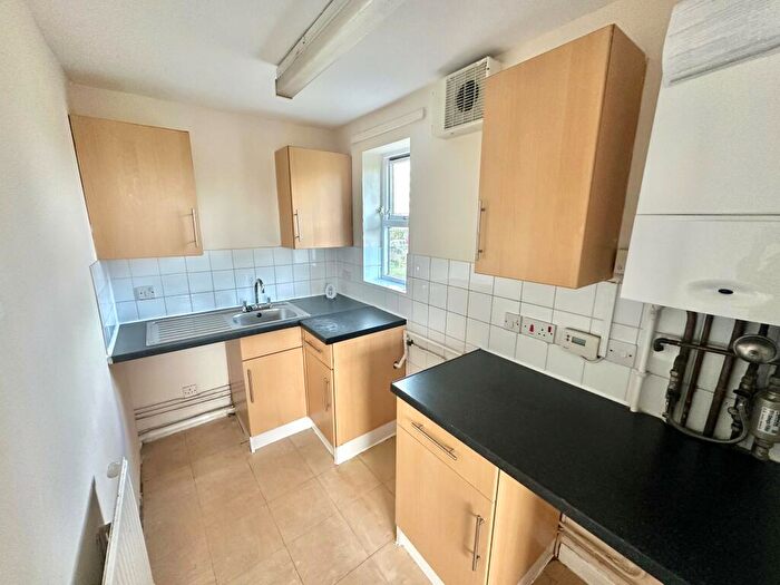 1 Bedroom Apartment To Rent In Avenue Road, Penge, SE20