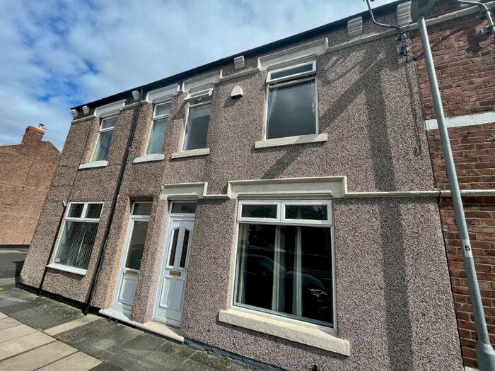 2 Bedroom Terraced House To Rent In Locomotive Street, Darlington, Durham, DL1