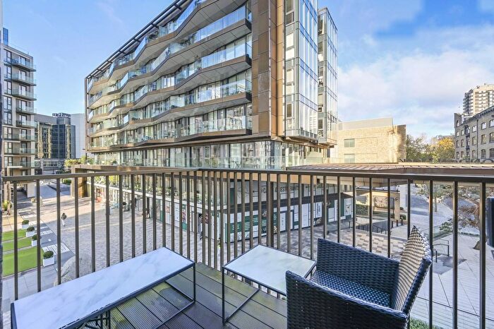 2 Bedroom Flat To Rent In Merino Gardens, St Katharine Docks, London, E1W