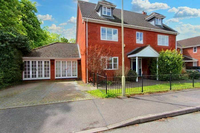 6 Bedroom Detached House To Rent In Taylor Drive, Bramley, RG26