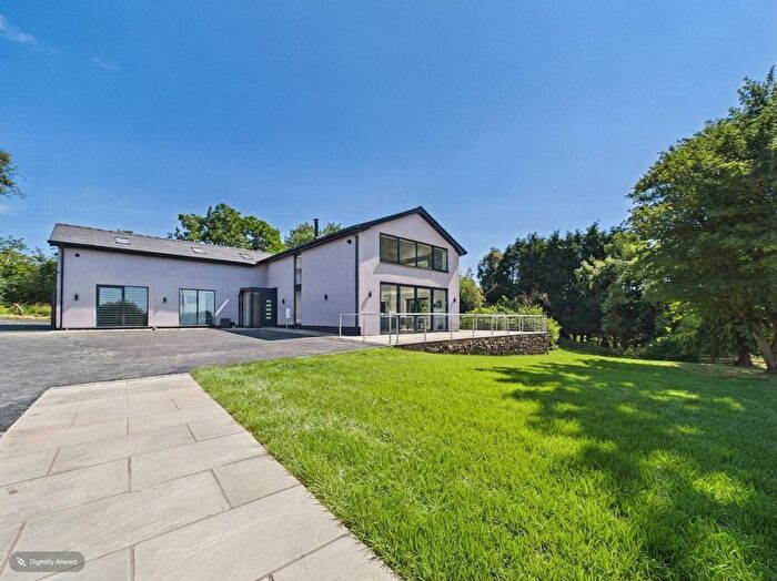 5 Bedroom Detached House For Sale In Dam House, Inglewhite Road, Goosnargh, PR3