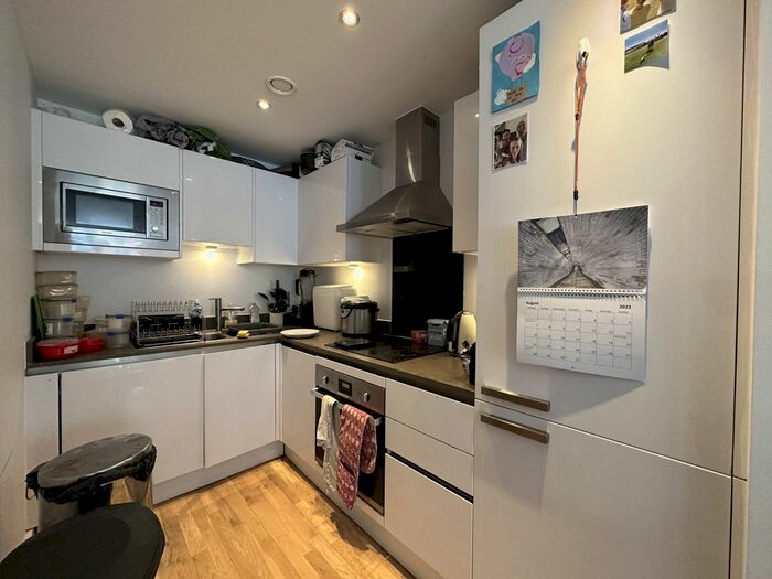 1 Bedroom Flat To Rent In Dowells Street, London, SE10