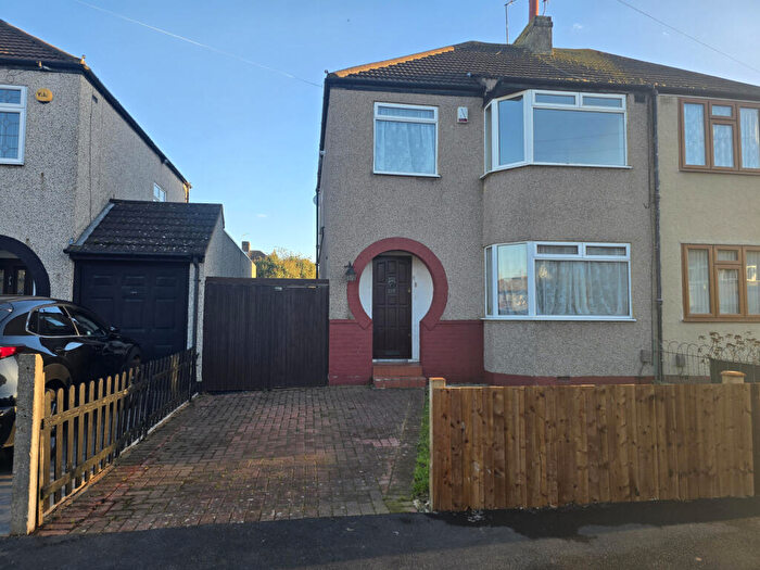 3 Bedroom Semi Detached House To Rent In James Road, Dartford, DA1