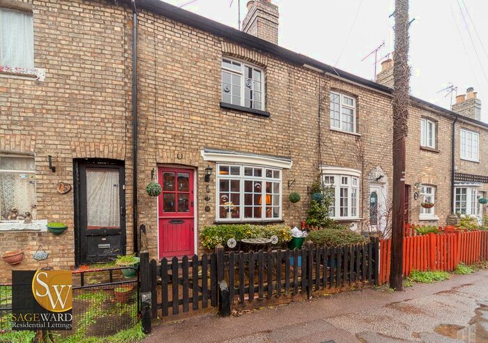 2 Bedroom Detached House To Rent In Riverside, Hertford, Hertfordshire, SG14