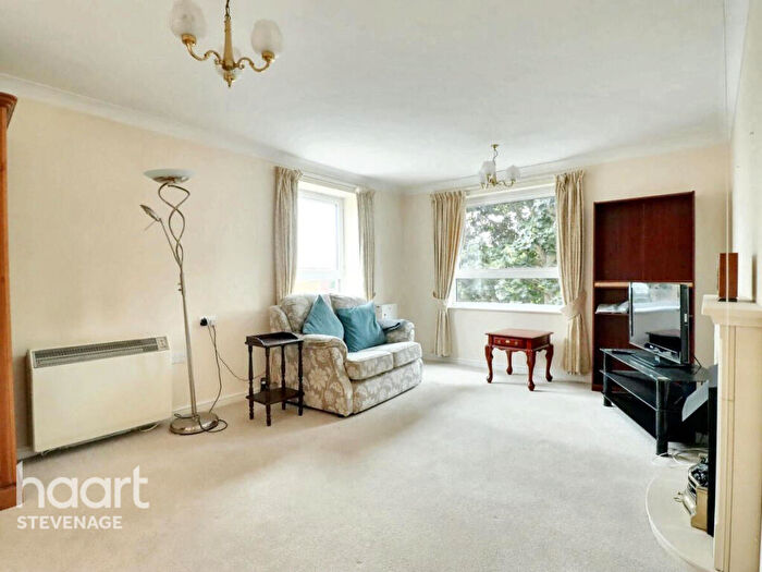 2 Bedroom Retirement Property For Sale In Danestrete, Stevenage, SG1