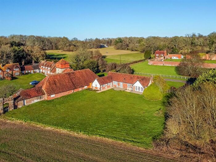 3 Bedroom Detached House To Rent In Old Estate Office, SO21