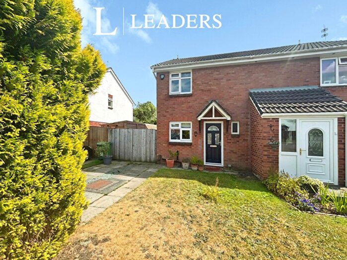 2 Bedroom Semi-Detached House For Sale In Kinross Close, Fearnhead, Warrington, WA2