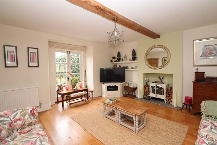 4 Bedroom Detached House For Sale In Long Street Road, Hanslope, Milton Keynes, MK19