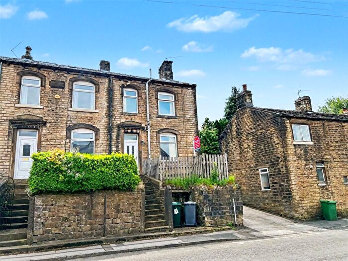 1 Bedroom Terraced House For Sale In Manchester Road, Linthwaite, Huddersfield, West Yorkshire, HD7