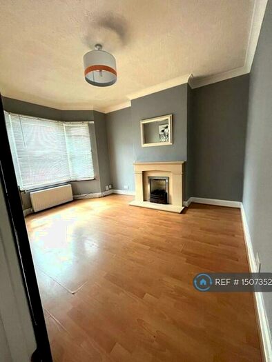 3 Bedroom Terraced House To Rent In Rainsford Road, Chelmsford, CM1