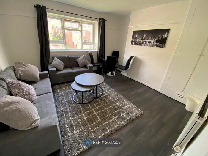 3 Bedroom Flat To Rent In Coldbath Street, London, SE13