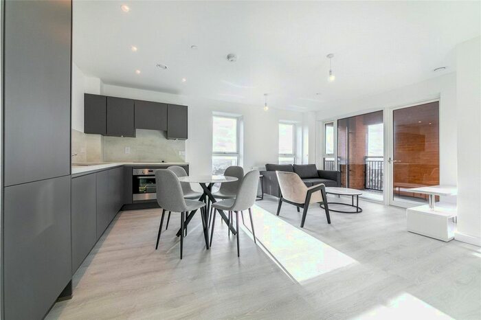 2 Bedroom Flat To Rent In Tabbard Apartments, Western Circus, East Acton, W3