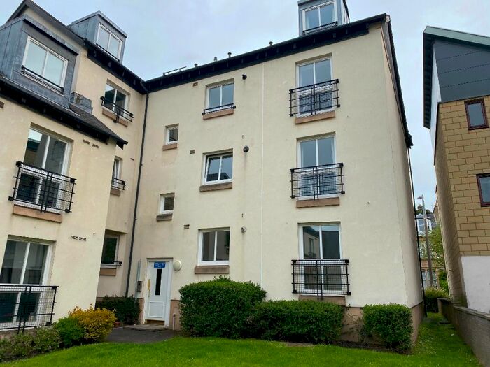 2 Bedroom Flat To Rent In Spring Gardens, Abbeyhill, Edinburgh, EH8