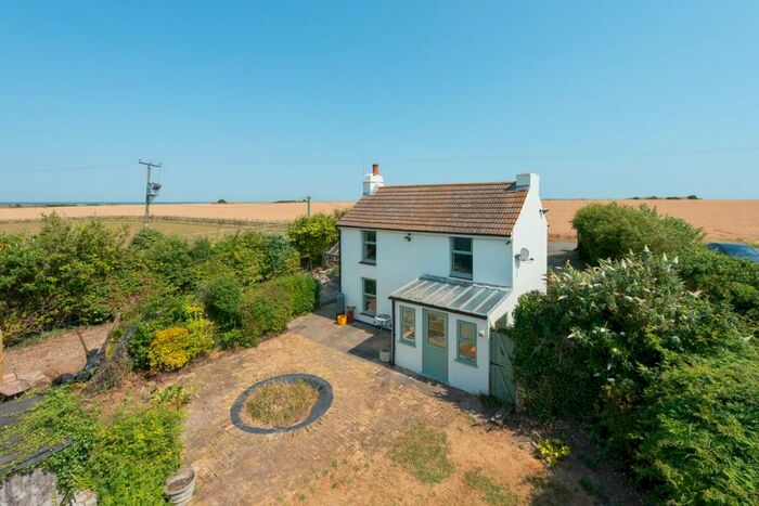 3 Bedroom Detached House For Sale In Plum Pudding Island, Birchington, Birchington, CT7