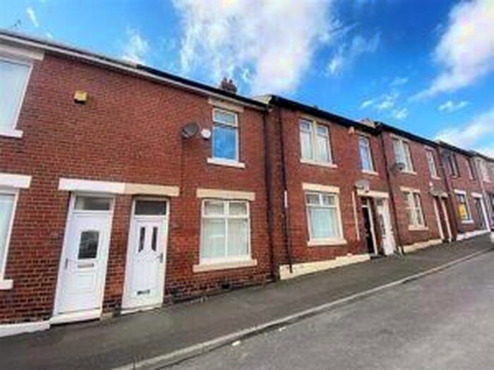 2 Bedroom Terraced House To Rent In Barrasford Street, Wallsend, NE28